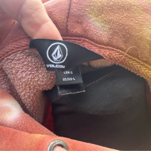 VOLCOM TIE DYE Hoodie - Picture 13 of 16